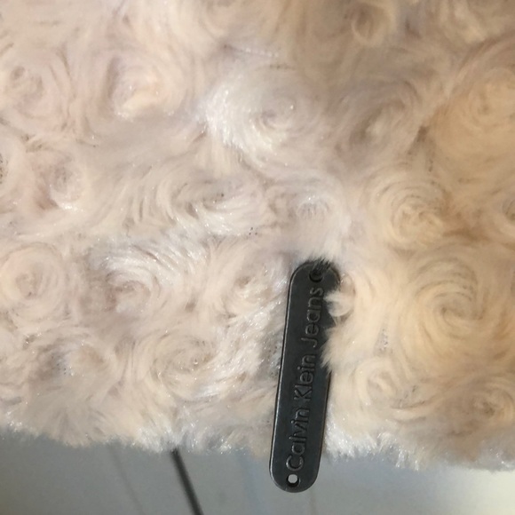 Girls Calvin Klein size 6 pink coat - Picture 5 of 8